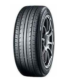 Pneu Yokohama Aro 17 BluEarth ES32 215/50R17 95V